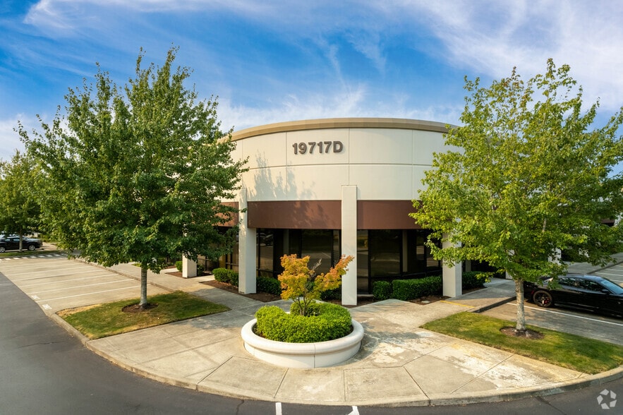 More Photos Of 19717 62nd Ave S, Kent Flex For Lease