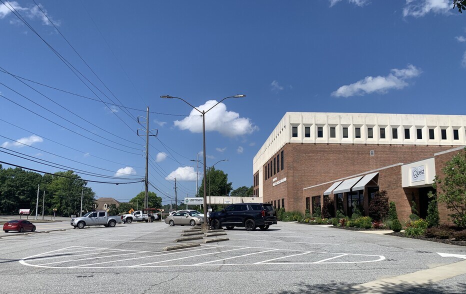 More Photos Of 2357 Warm Springs Rd, Columbus Medical For Lease