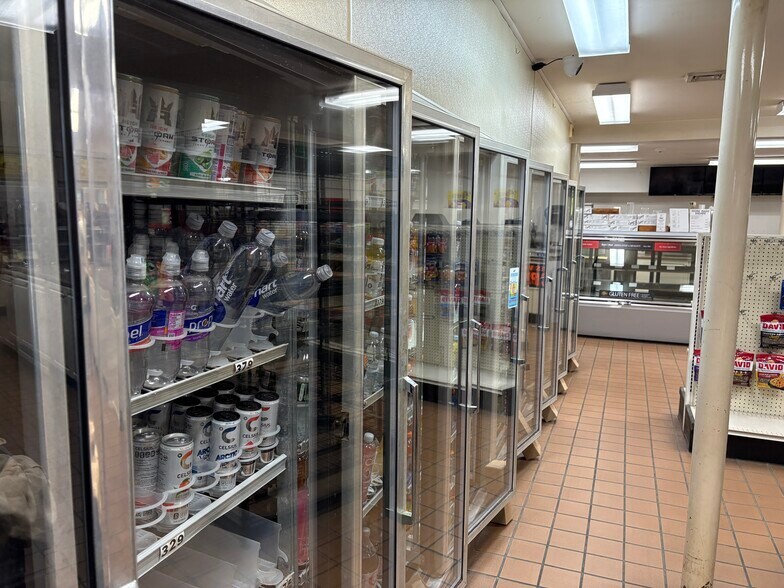 More Photos Of 2 Chesterfield Georgetown Rd, Chesterfield Convenience Store For Sale