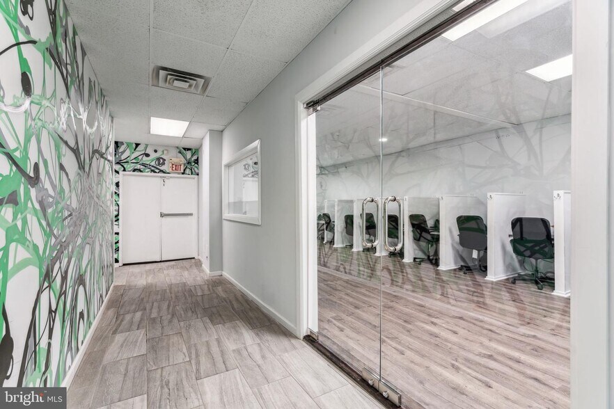 More Photos Of 813-817 N 5th St, Philadelphia Apartments For Lease