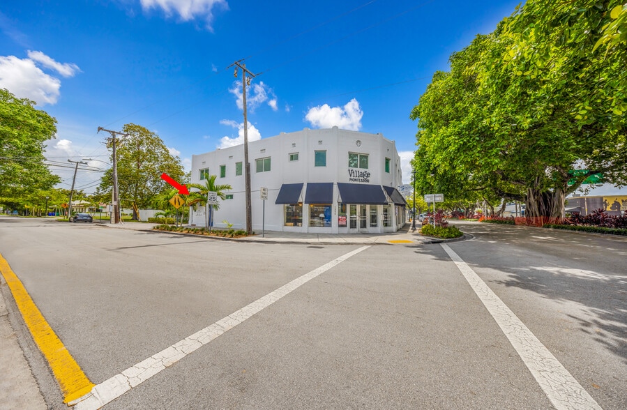More Photos Of 1267 Coral Way, Miami Storefront Retail Residential For Lease