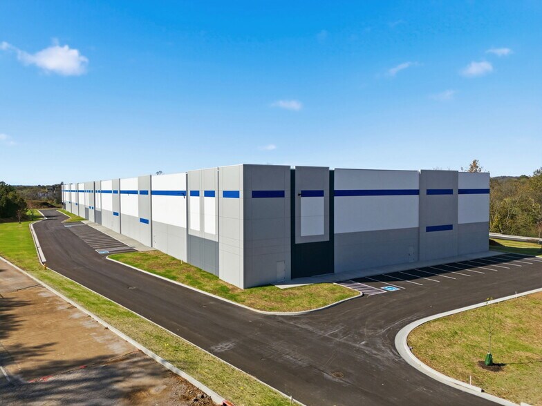 More Photos Of 100 Spontex Dr, Columbia Warehouse For Lease