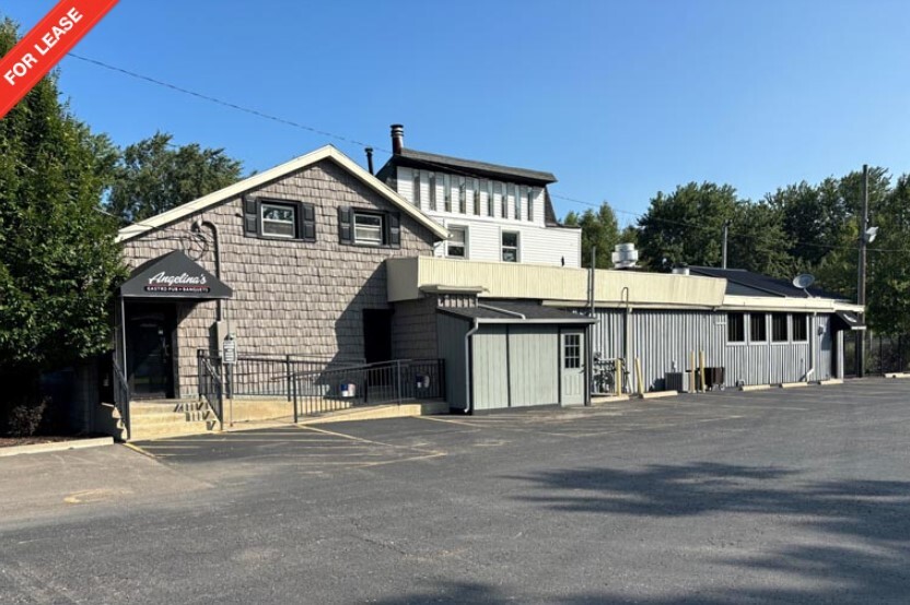 Primary Photo Of 612 Buffalo Rd, East Aurora Restaurant For Lease