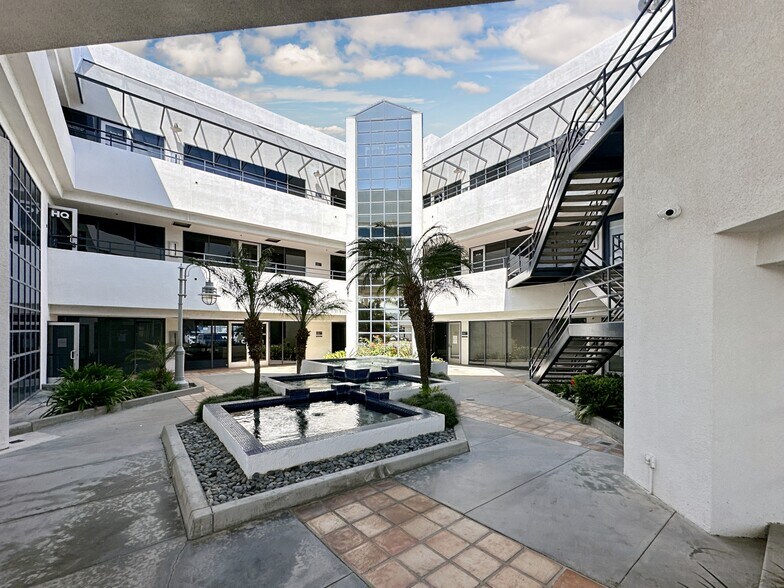More Photos Of 2790 Skypark Dr, Torrance Coworking Space