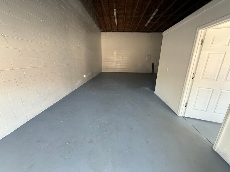 More Photos Of 1046 Shadick Dr, Orange City Warehouse For Lease