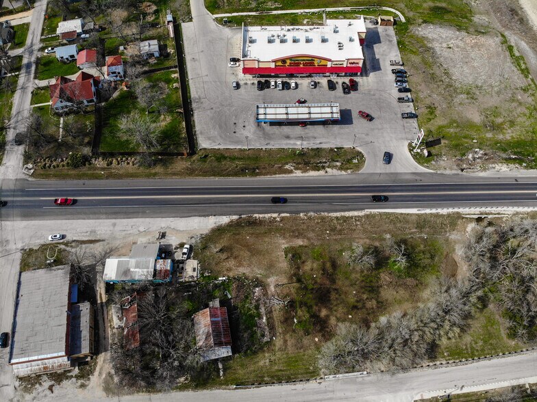 More Photos Of Hwy 21, Uhland Land For Sale