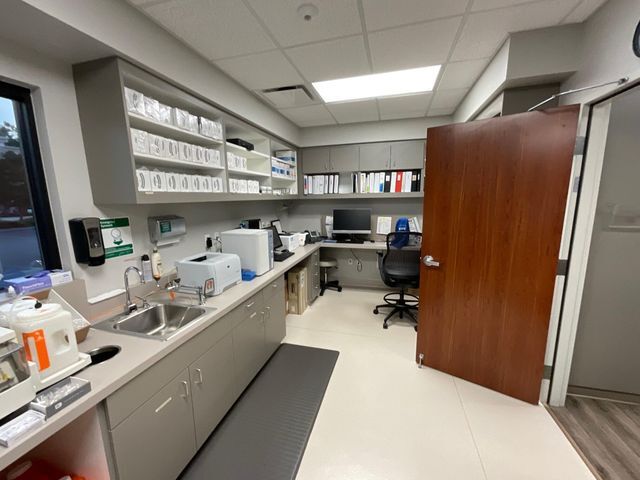 More Photos Of 1879 Williams Hwy, Grants Pass Medical For Sale