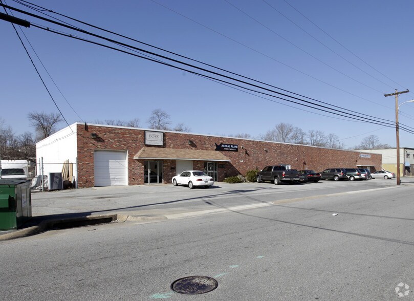 Primary Photo Of 26-28 Germay Dr, Wilmington Warehouse For Lease
