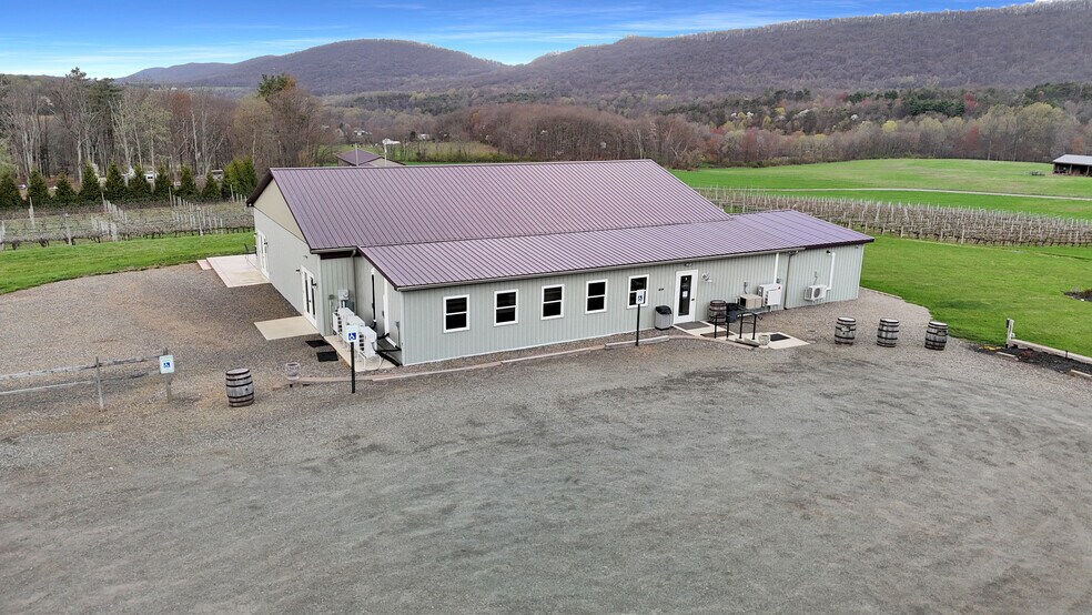 More Photos Of 596 Harman Rd, Halifax Winery Vineyard For Sale