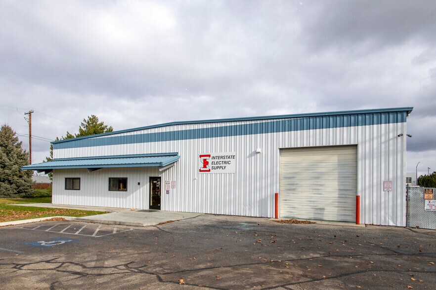 More Photos Of 760 N Ralstin Pl, Meridian Flex For Lease