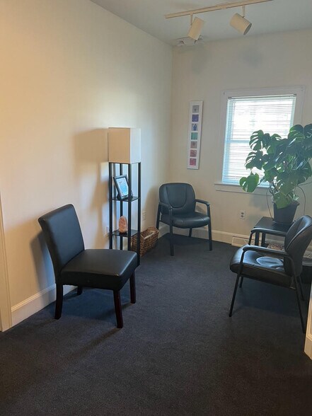 More Photos Of 229 Washington St, Saratoga Springs Office For Lease