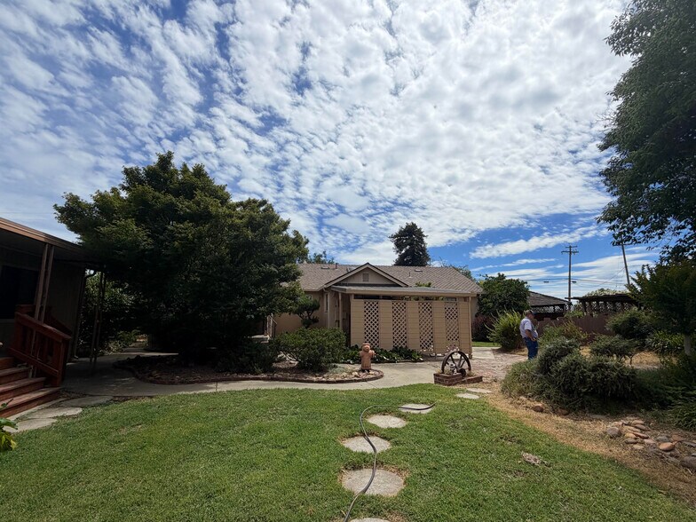 More Photos Of 903 W Highway 12, Lodi Land For Sale