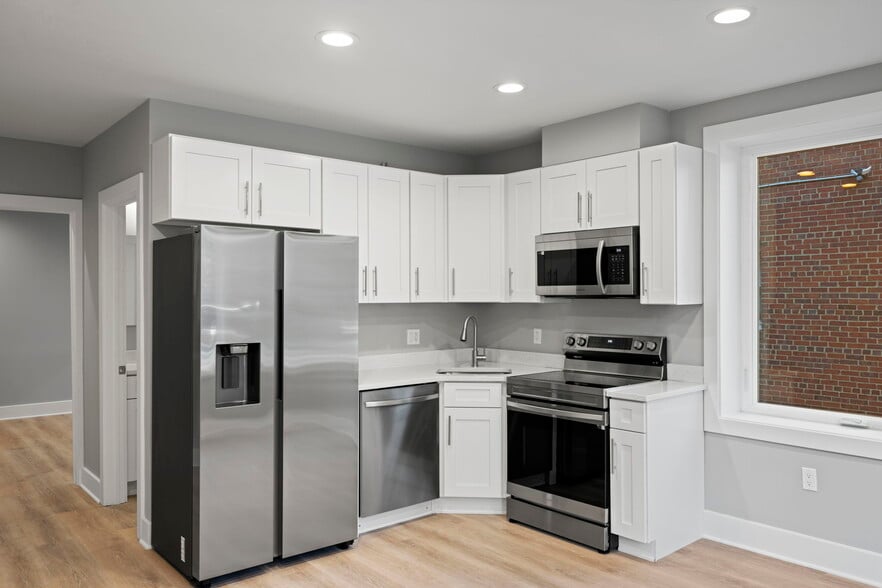 More Photos Of 4535 Avondale St, Bethesda Apartments For Sale