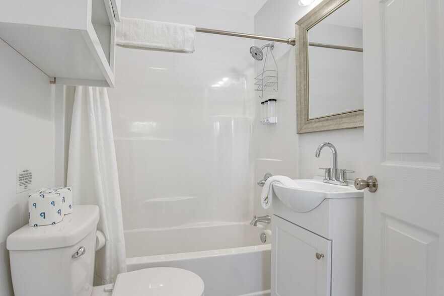 More Photos Of 2565 N State Highway 16, Fredericksburg Specialty For Sale