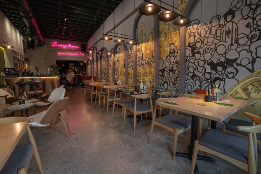 More Photos Of 1652 SW 8th St, Miami Restaurant For Sale