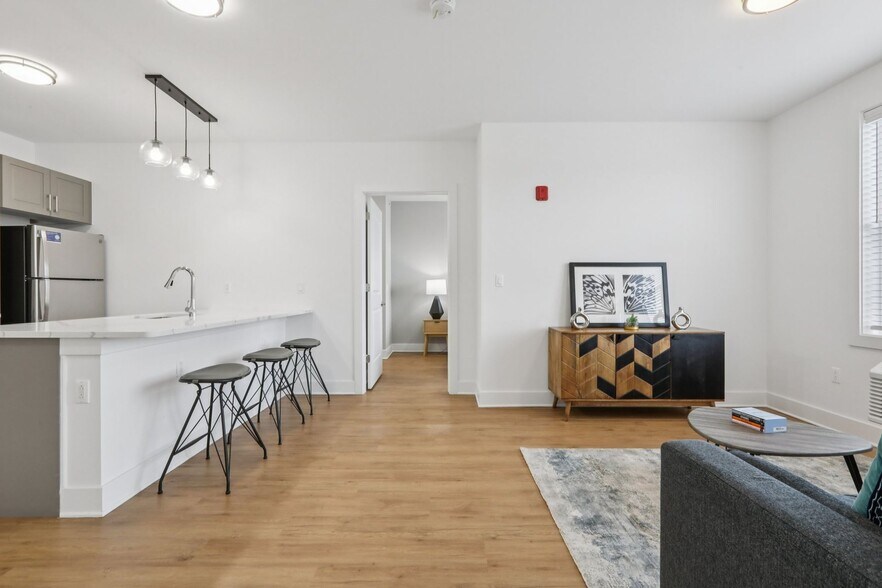 More Photos Of 110 Bergen Tpke, Little Ferry Apartments For Lease