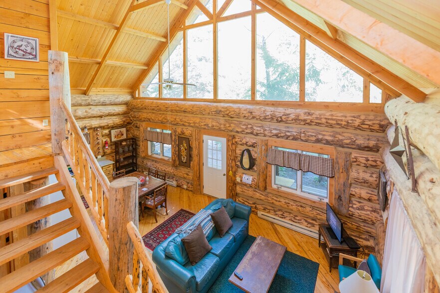 More Photos Of 860 County Road 142, Lake City Hotel For Sale