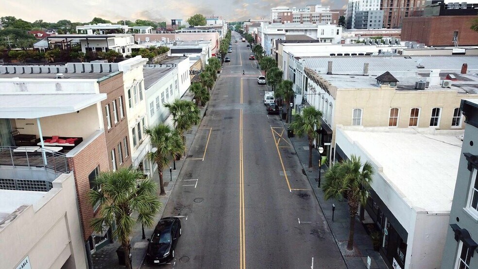 More Photos Of 487 King St, Charleston Loft Creative Space For Sale