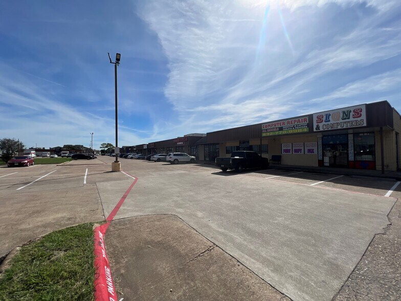 More Photos Of 6221 Highway 6 S, Houston Unknown For Lease
