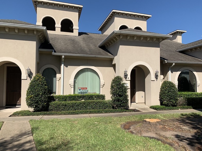 More Photos Of 12824 Willow Centre Dr, Houston Medical For Sale