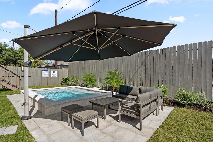 More Photos Of , Houston Multifamily For Sale