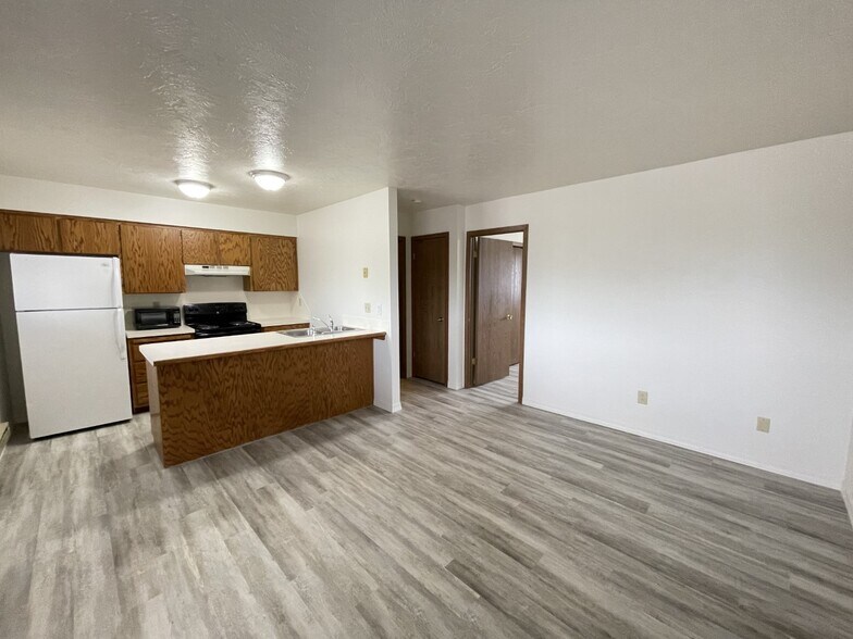 More Photos Of 761 Foster Dr, Idaho Falls Apartments For Sale