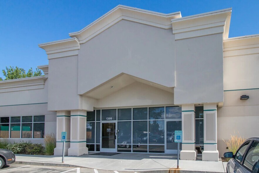 More Photos Of 1387-1471 S Eagle Flight Way, Boise Office For Lease