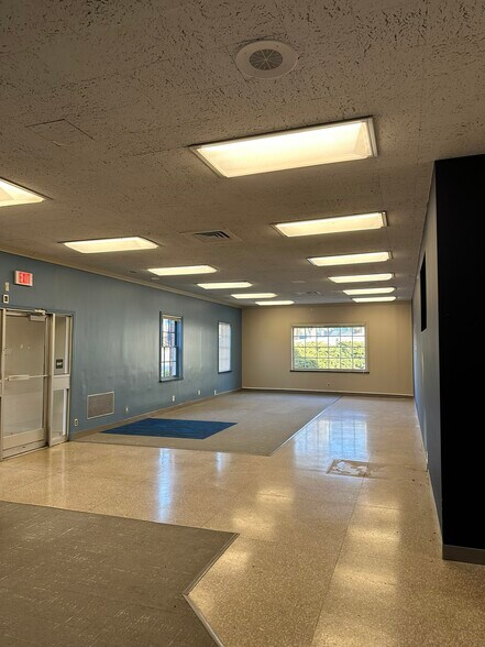 More Photos Of 1025 Brown St, Peekskill Bank For Lease