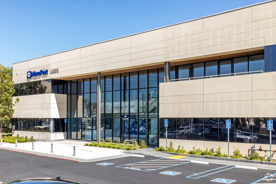 More Photos Of 16802 Aston St, Irvine Research And Development For Lease