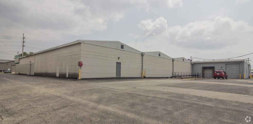 More Photos Of 6212 Material Ave, Loves Park Warehouse For Sale