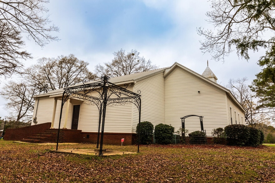 More Photos Of 62 Bell Spring Rd, Munford Religious Facility For Sale