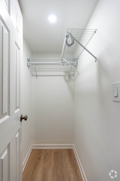 More Photos Of 803 N 2nd St, Clarksville Apartments For Lease