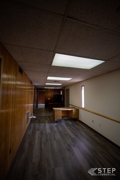 More Photos Of 425 15th St, Greeley Showroom For Sale