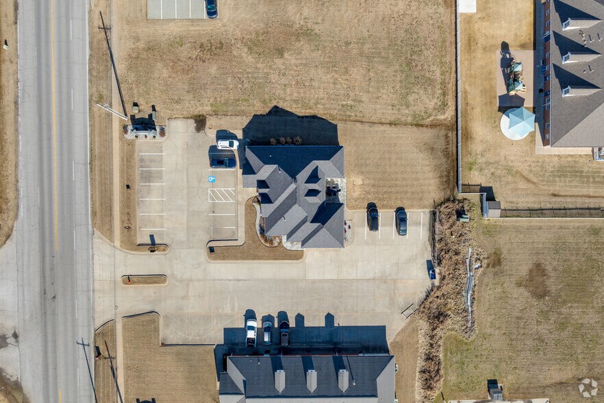 More Photos Of 8813 N 145th East Ave, Owasso Office Residential For Sale