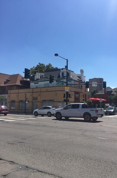 More Photos Of 1600 E Colfax Ave, Denver Storefront For Lease