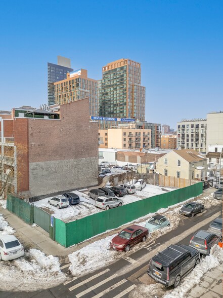 More Photos Of 2-21 27th Ave, Long Island City Land For Sale