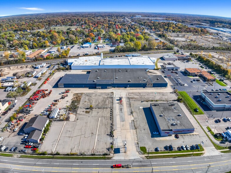 More Photos Of 2010 N Dort Hwy, Flint Service For Sale