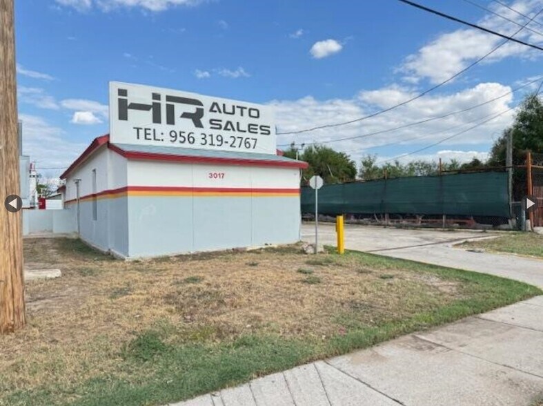 Primary Photo Of 3017 San Dario Ave, Laredo Auto Dealership For Lease