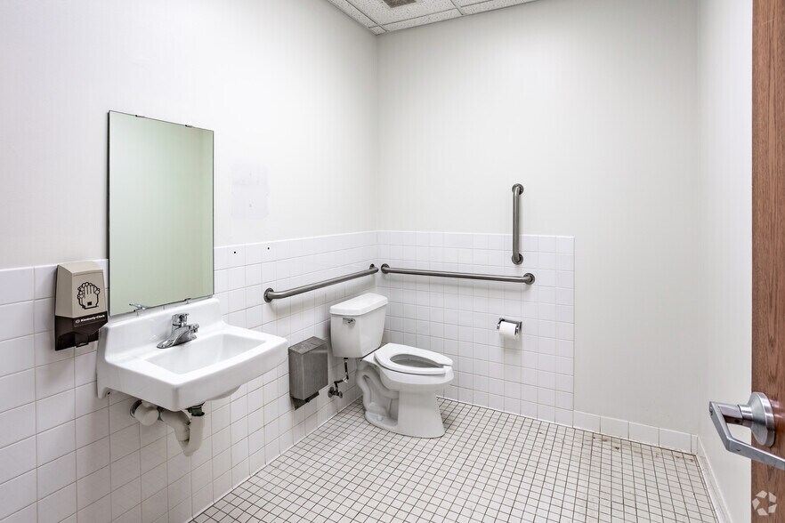 Photo of 1st Floor Ste 15