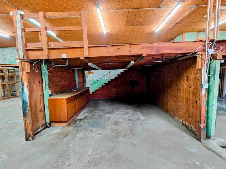 More Photos Of 105 Marigold St, Rocky Mount General Retail For Sale