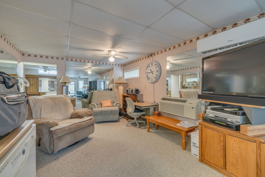 More Photos Of 2865 E Bay Dr, Largo General Retail For Sale
