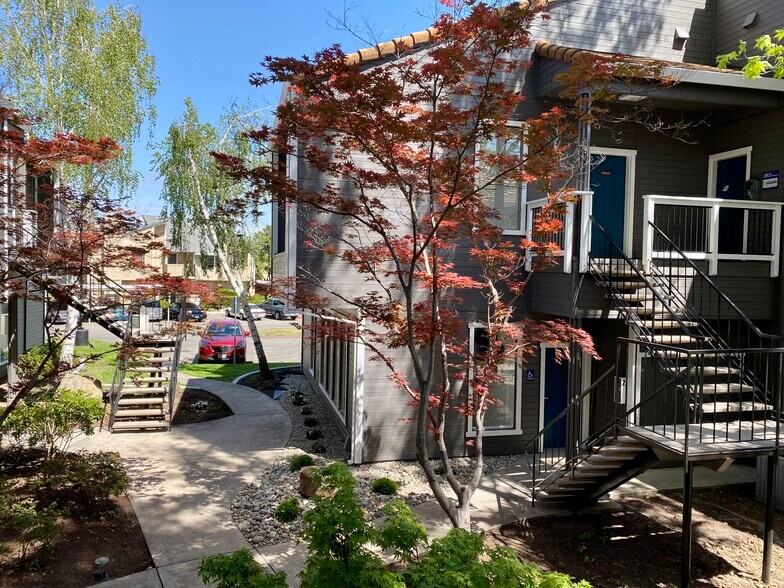 More Photos Of 720 Sunrise Ave, Roseville Office For Sale