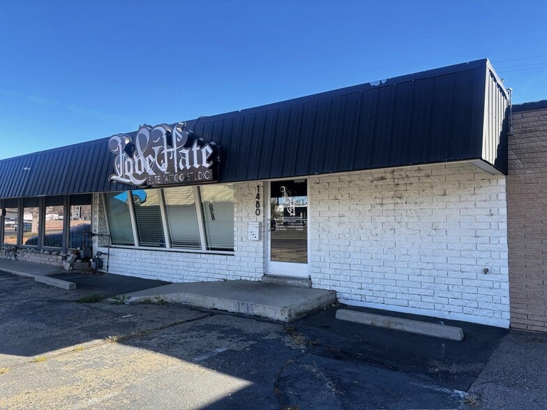 Primary Photo Of 1480 Ammons St, Lakewood Office For Sale