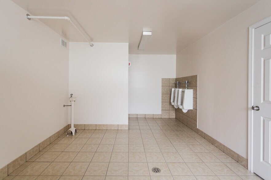 More Photos Of 3553 W Vernor Hwy, Detroit Specialty For Sale