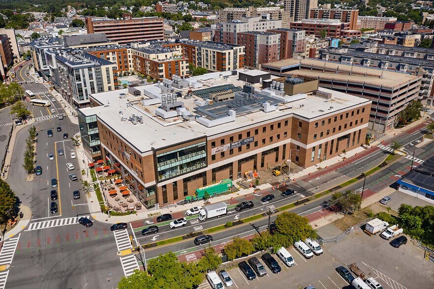 More Photos Of 200 Exchange St, Malden Office For Lease