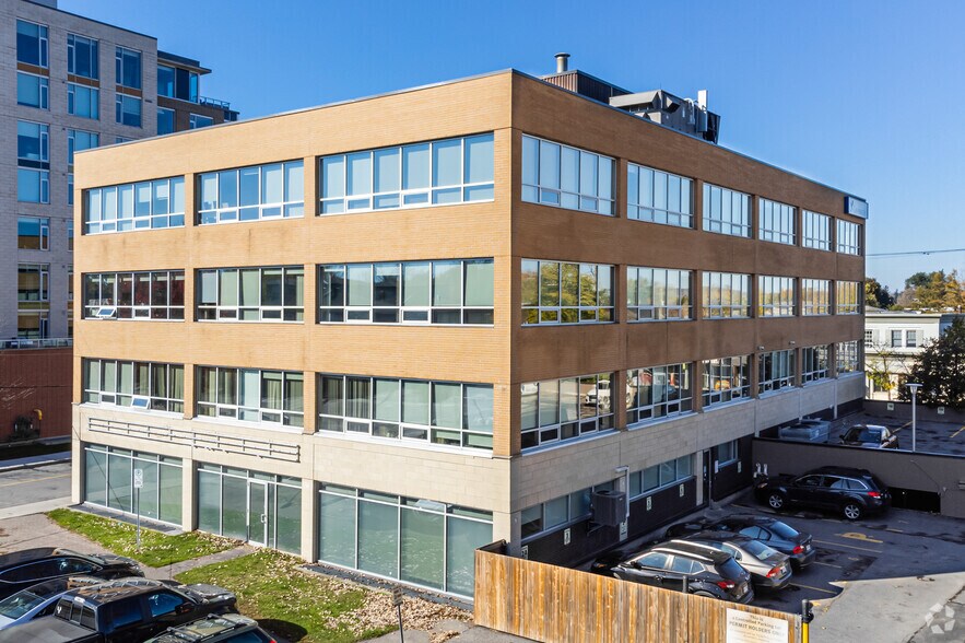 More Photos Of 411 Roosevelt Ave, Ottawa Office For Lease