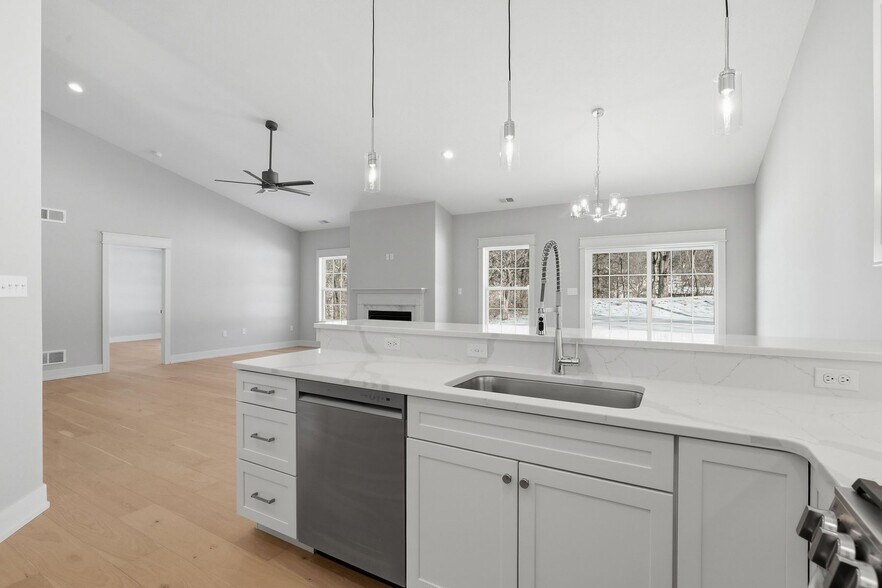 More Photos Of 100 Huselton Dr, Butler Multifamily For Sale