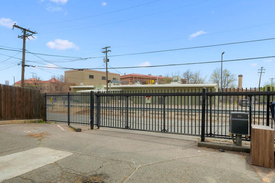 More Photos Of 2860 W 32nd Ave, Denver Apartments For Sale