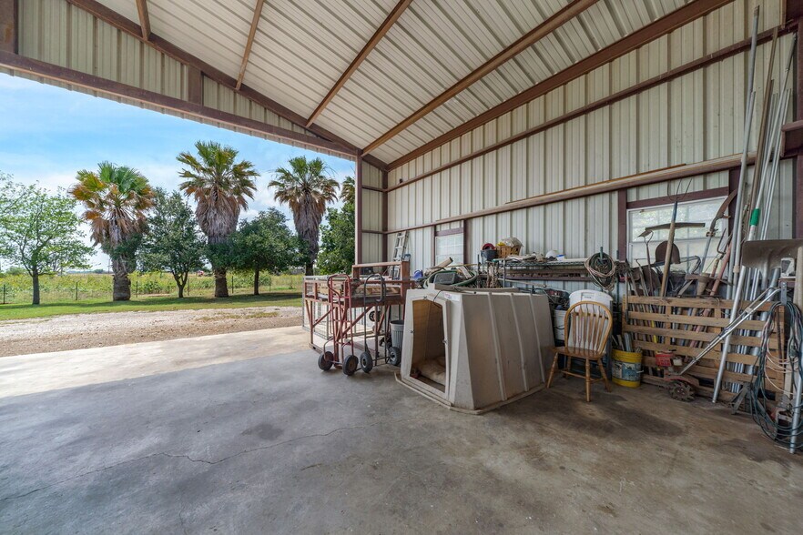 More Photos Of 14221 FM 2790, La Coste Warehouse For Sale