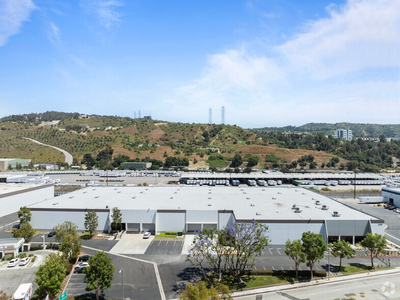 More Photos Of 2690 Pellissier Pl, City of Industry Warehouse For Lease